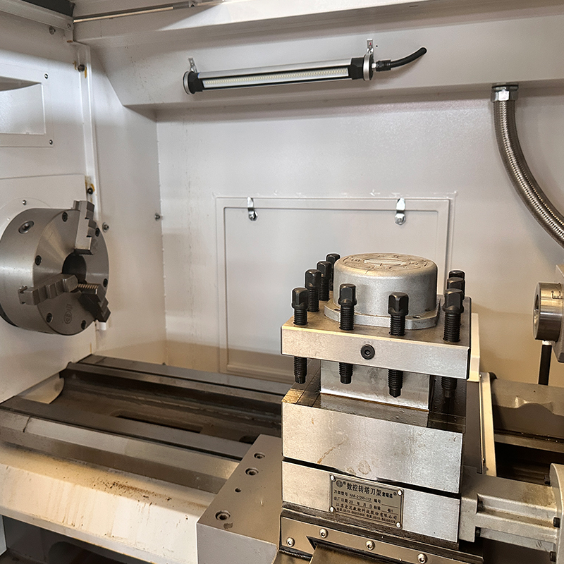 CK6180/1000数控车床 CK6180/1000数控车床